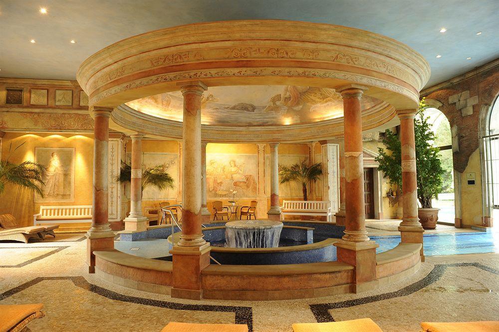 欧罗巴游乐园和厄尔布尼斯度假四星级高级酒店 鲁斯特 外观 照片